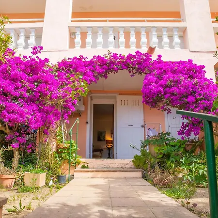 Apartament Avec Clim Et Terrasse Le Lavandou