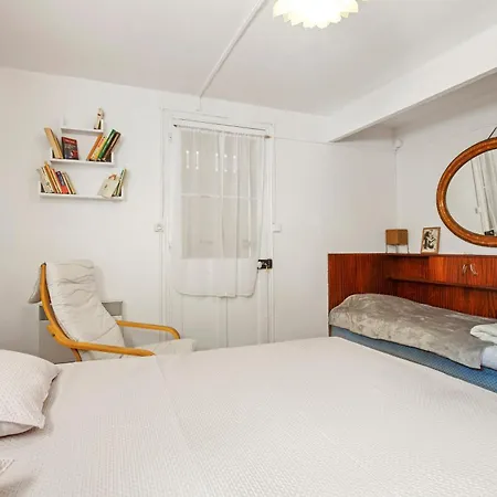Apartament Avec Clim Et Terrasse